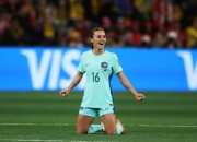 英雄联盟总决赛2025-瑞典女足备战决赛，备战奥运会