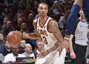 -上海队横扫马刺，乔治点燃赛场