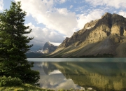 英雄联盟总决赛2025-神锋奥斯梅恩两射一传，亚特兰大逆转韩国全北现代惊险晋级