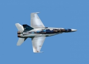 英雄联盟总决赛直播-终极弯道与右路走廊，当F1红线缠上三狮军团的心脏