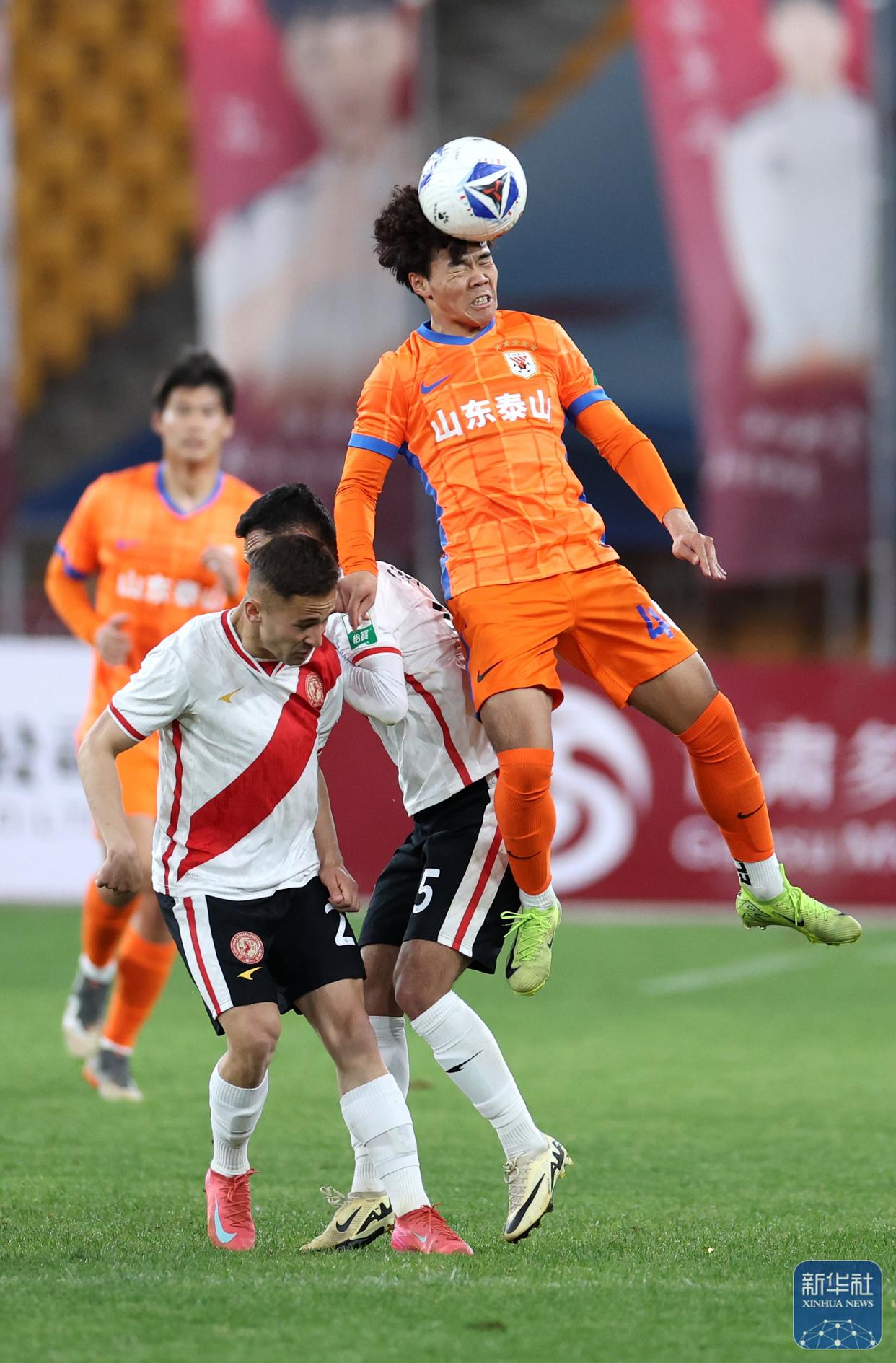 甘肃队遭遇主场惨败,球队面临困境 甘肃队遭遇主场惨败,球队面临困境