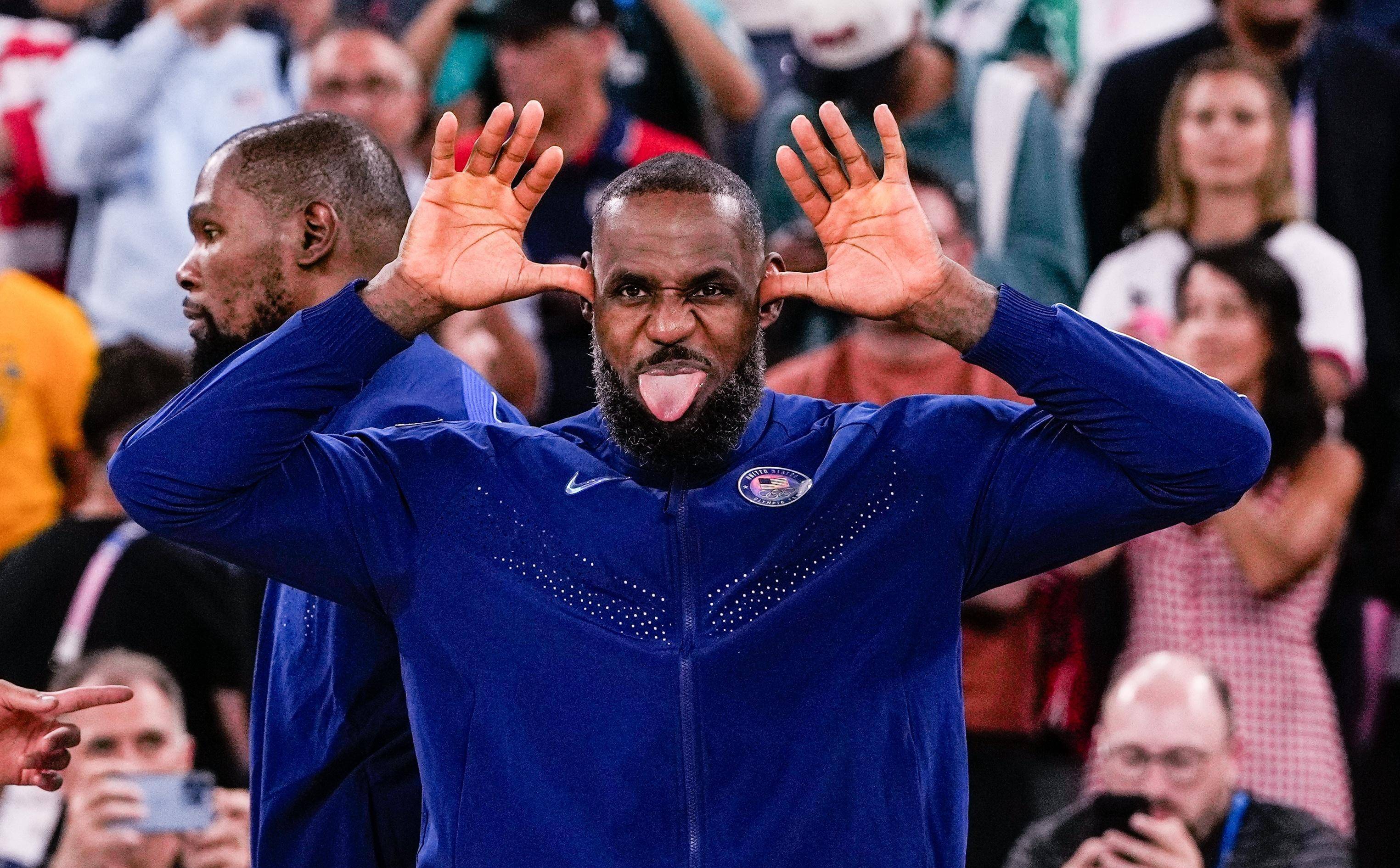 包含NBA2K选手发挥出色，荣膺最佳MVP的词条