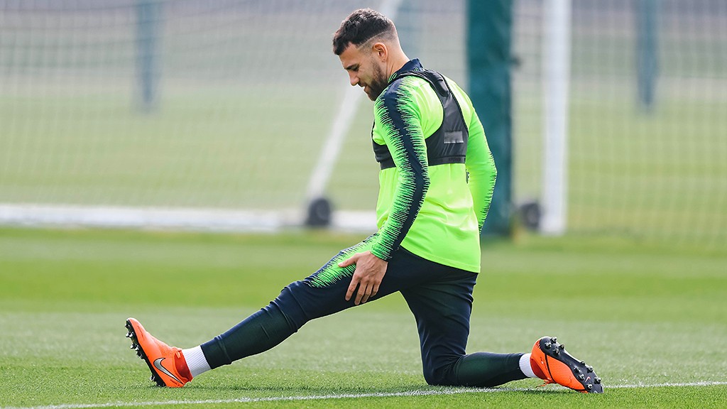 汉堡球员积极备战，为联赛对决做准备