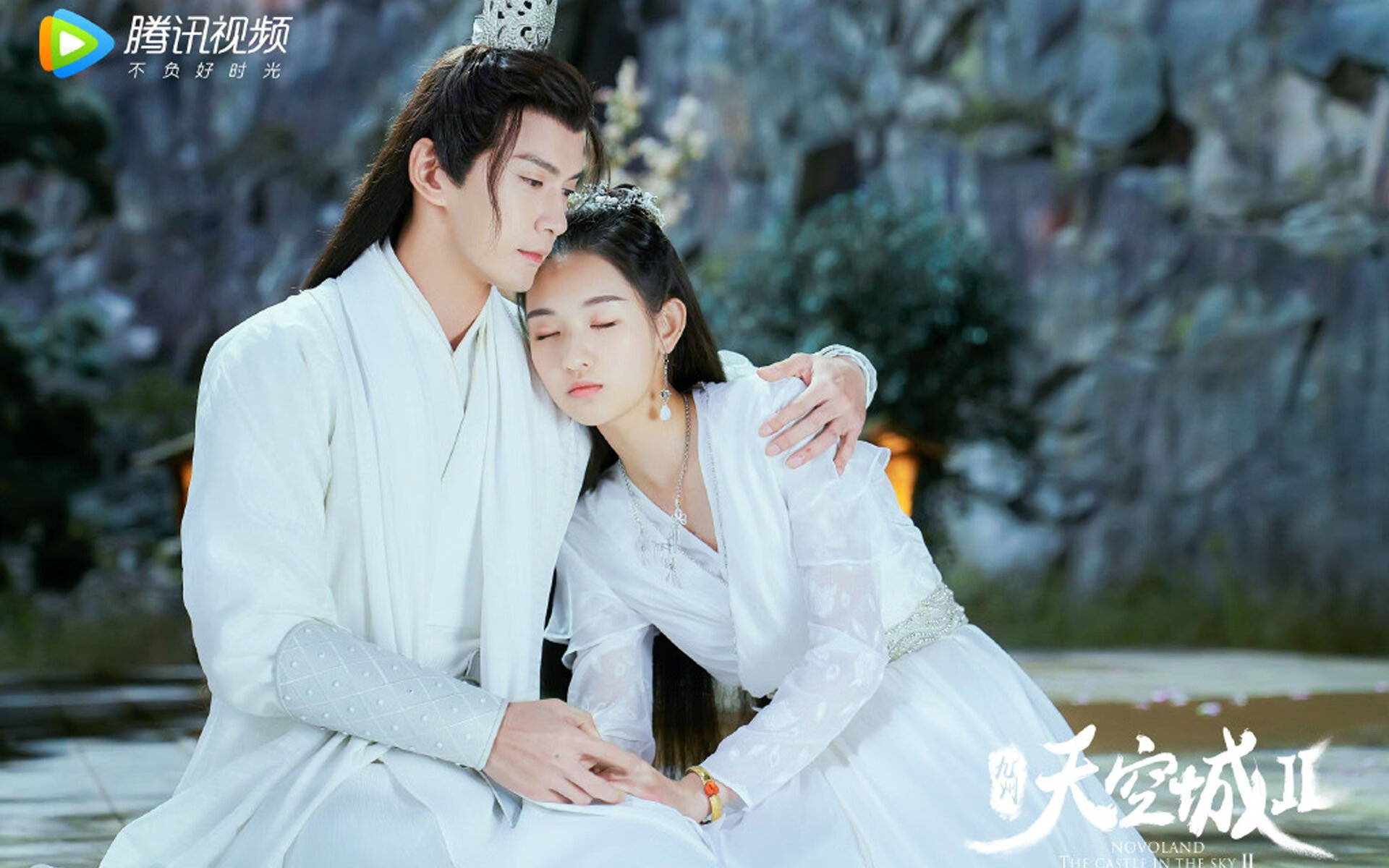 城市赛道与双线狂飙，当F1焦点战隐喻击溃老鹰的开拓者