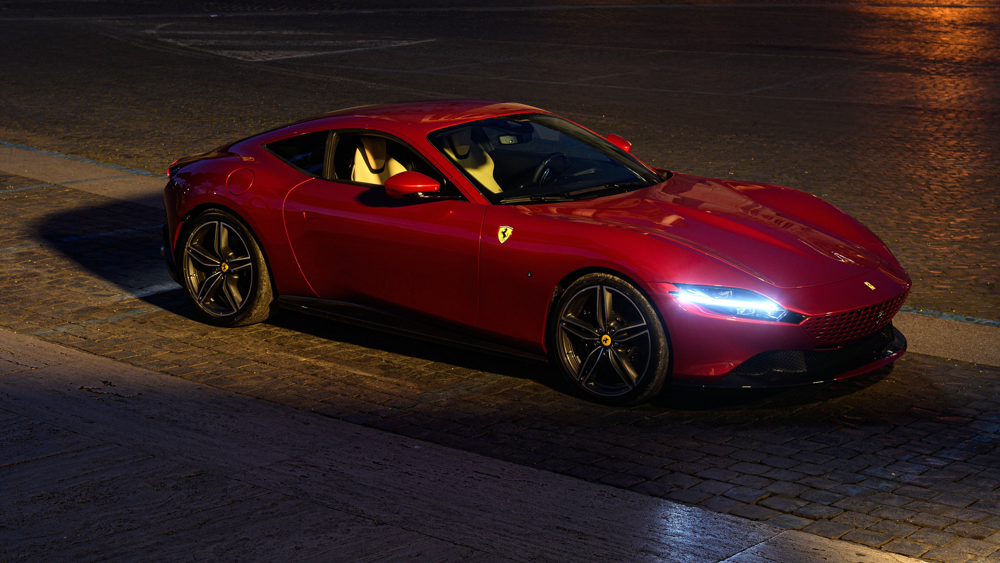 山顶的蜂鸣,当利拉德的笛声刺穿金色铠甲