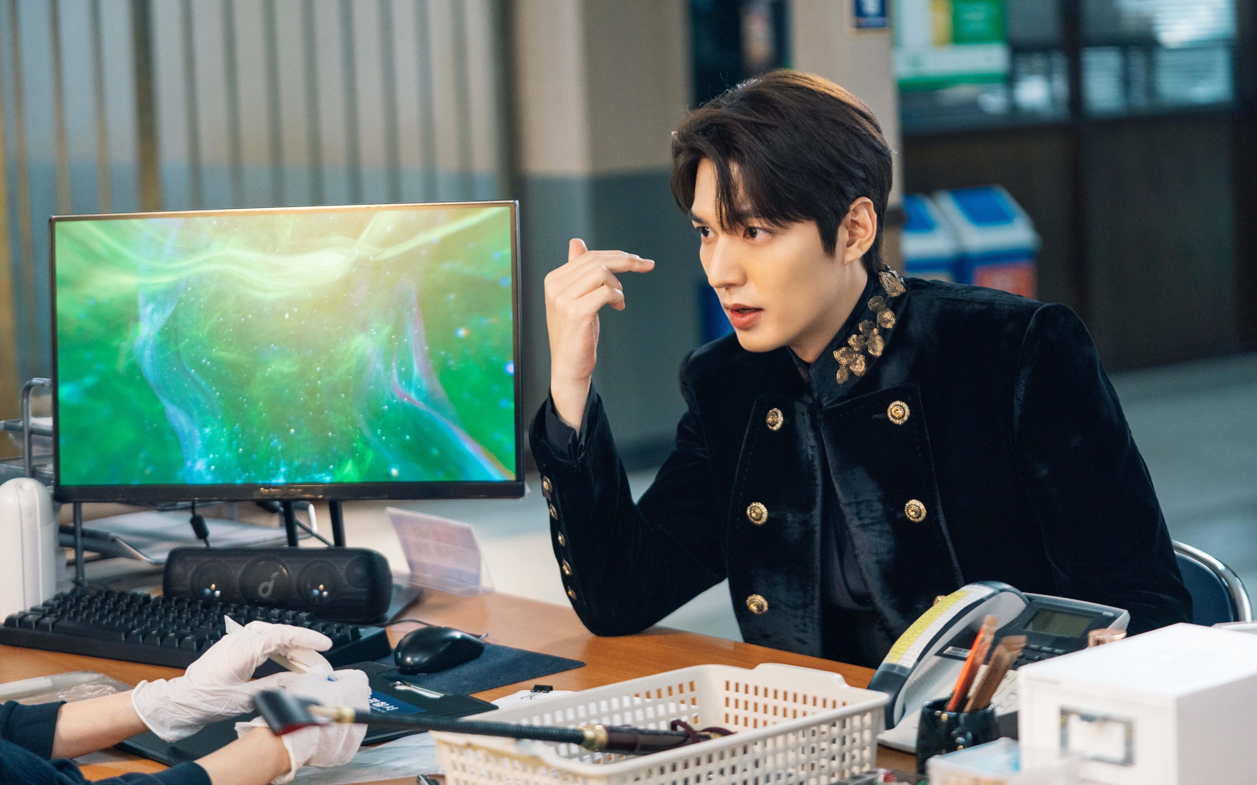 大舞台，真王者！克莱宝剑出鞘，雷霆万钧击溃灰熊