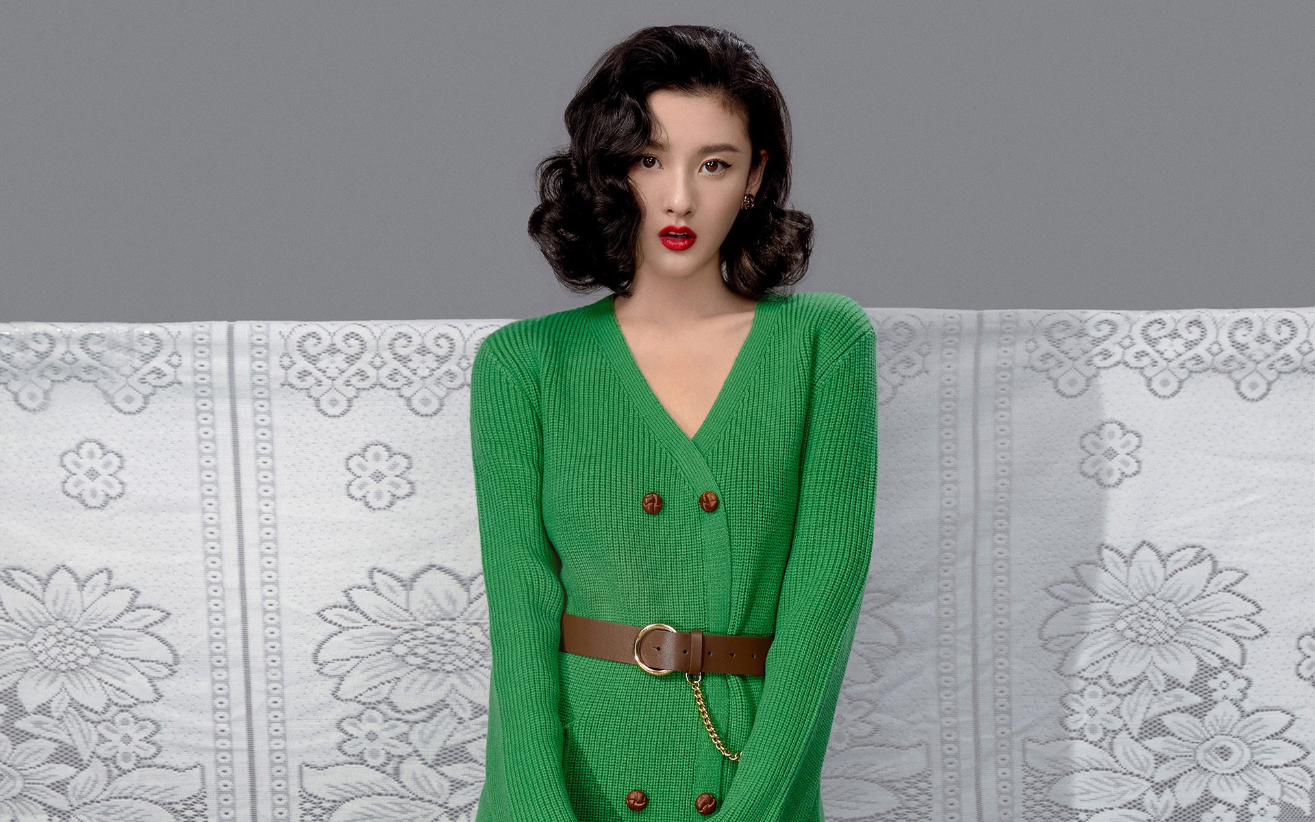 东契奇在风暴中心起舞,费城用钢铁洪流淹没字母哥的野心