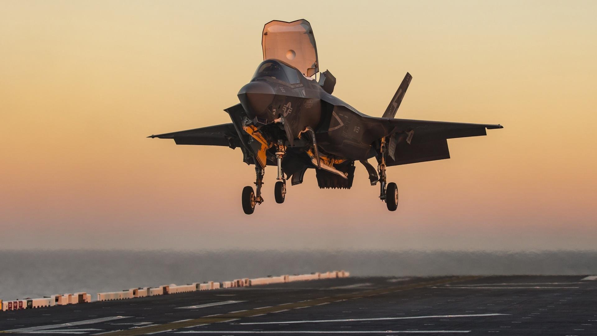 铁闸的哲学,从德里赫特到终场哨响,一场防守如何终结德国战车