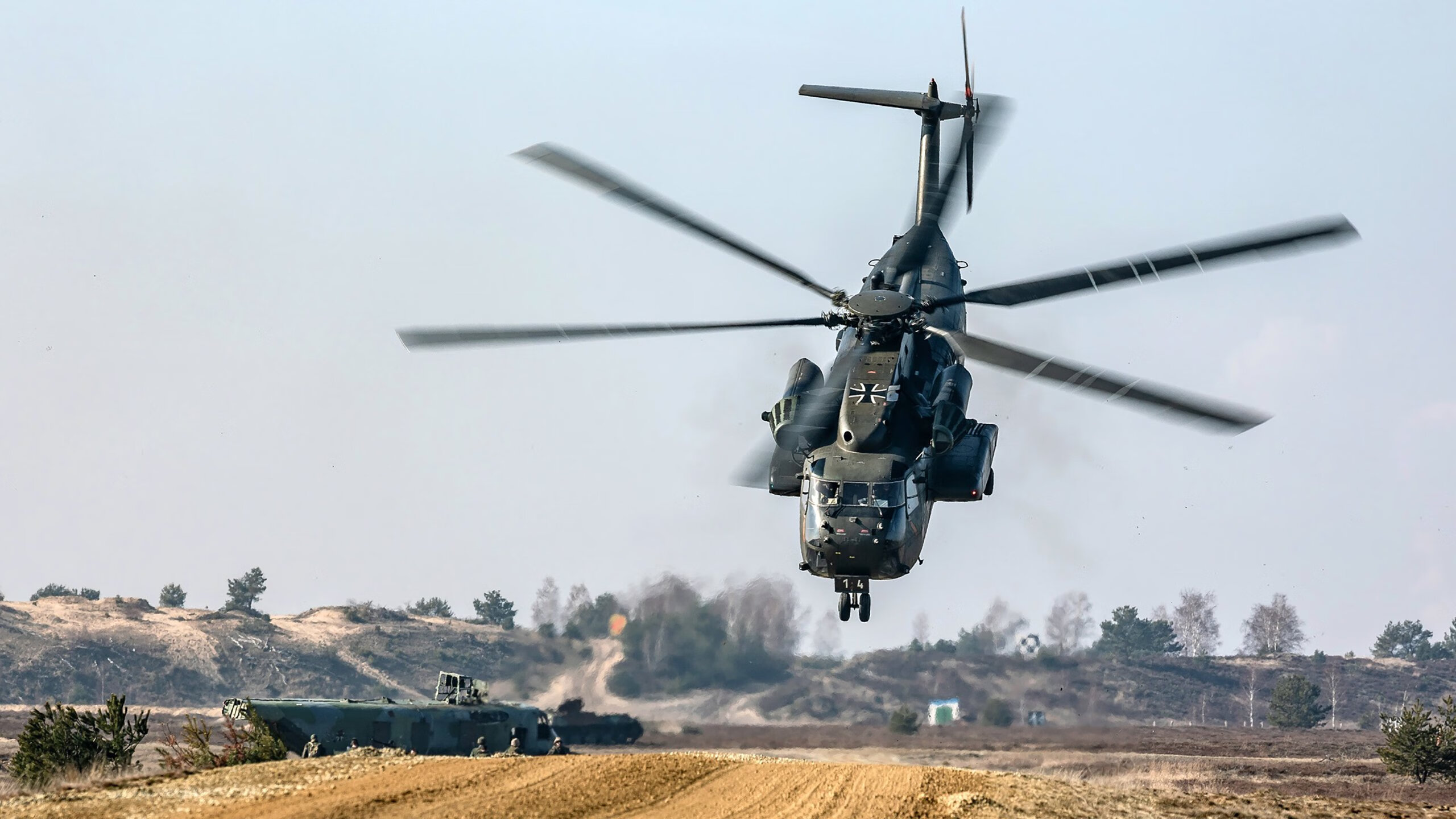 足球的两种统治力,暴力美学的顶点与智慧交响的终章